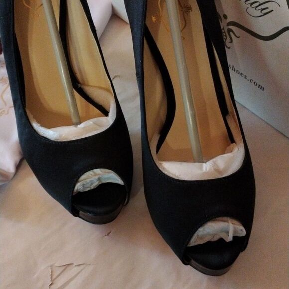 Footcandy Satin Peep Toe Heels - Picture 3 of 10